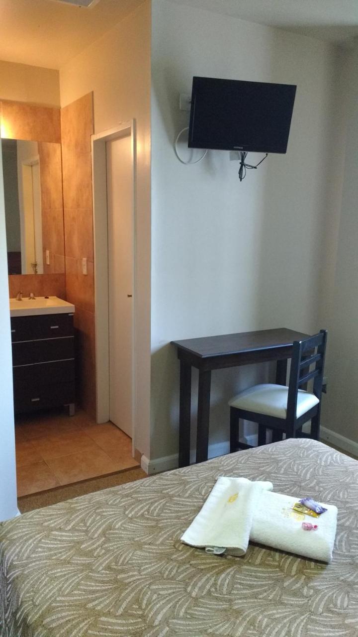 Hotel Lazaro Виля Мерседес Екстериор снимка